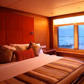 Benbow Houseboat, Alleppey 5